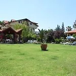 Hotel Crescent Hasirci