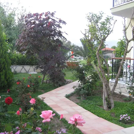 Отель Crescent Hasirci 4*