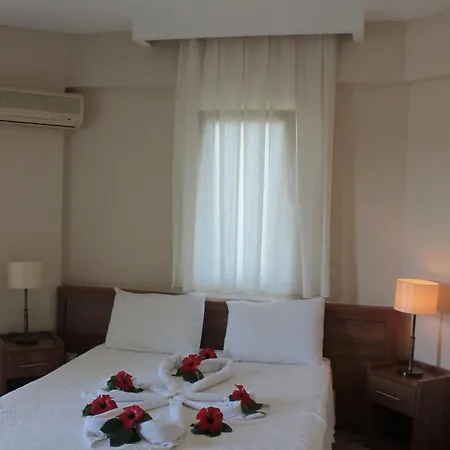 Отель Crescent Hasirci 4*