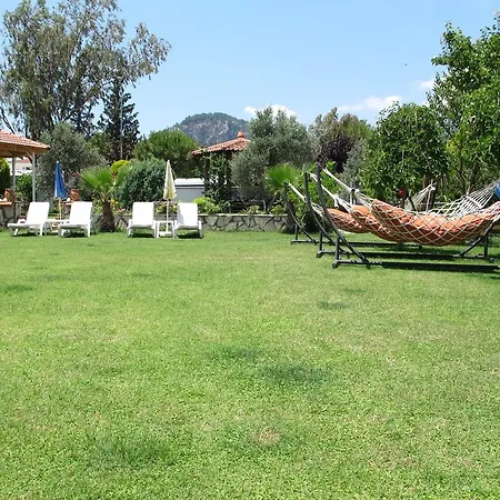 Crescent Hasirci Отель Ортаджа