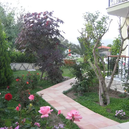 מלון Crescent Hasirci 4*
