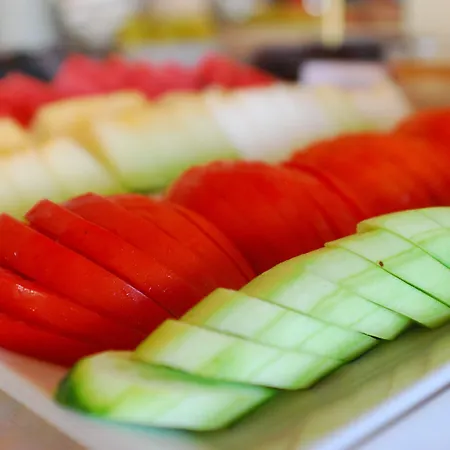 Otel Crescent Hasirci