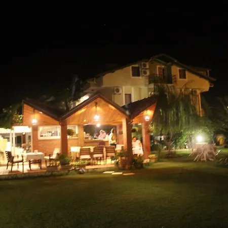 Crescent Hasirci Otel 4*