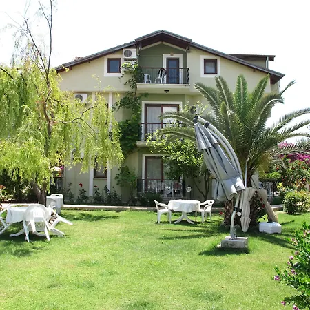 Hotell Crescent Hasirci