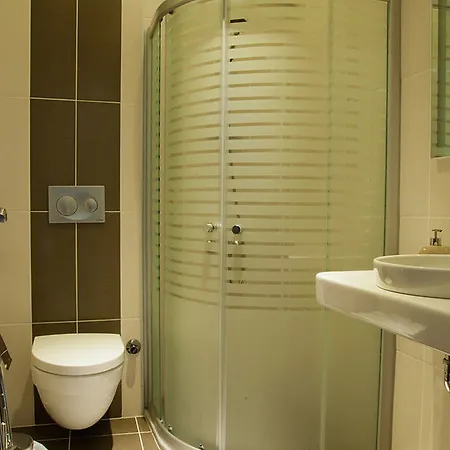 מלון Crescent Hasirci 4*
