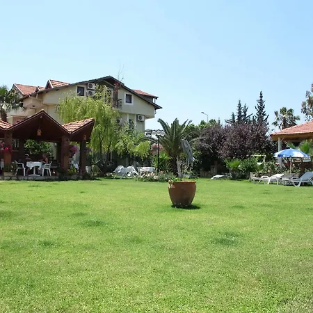 מלון Crescent Hasirci