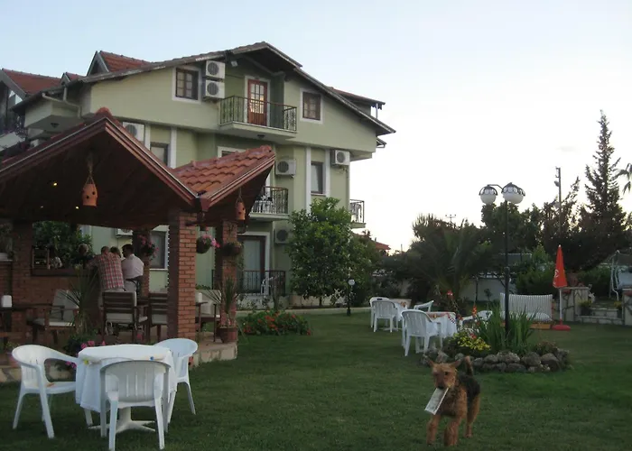 Hotel Crescent Hasirci 4*