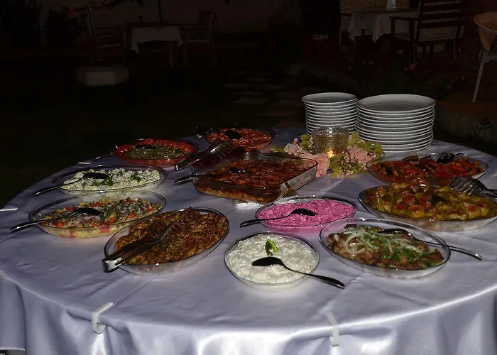 Hotel Crescent Hasirci 4*