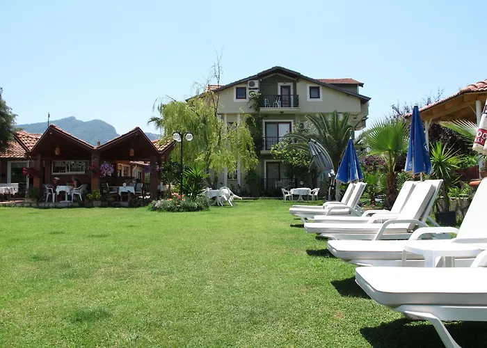 Hotel Crescent Hasirci