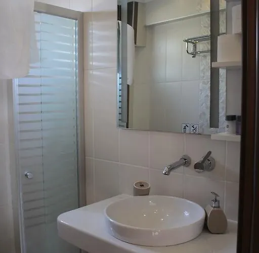 Hotel Crescent Hasirci