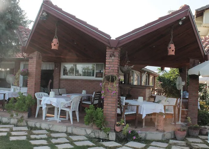 Hotel Crescent Hasirci 4*